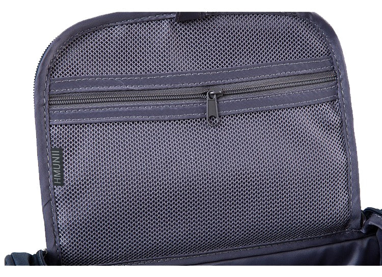 QIAQU Man Hanging Toiletry Bag