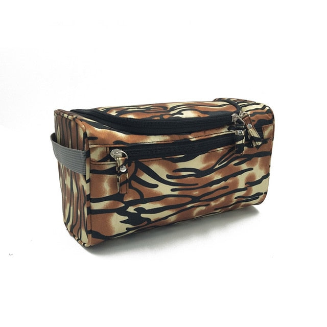 QIAQU Man Hanging Toiletry Bag